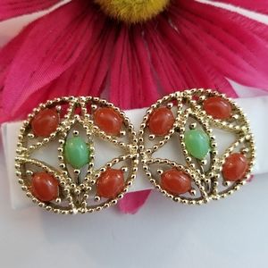 Vintage earrings Sarah Coventry gold tone orange red green autumn clip on